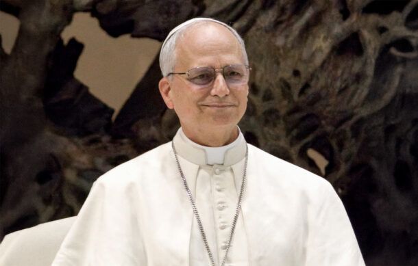 Papa León XIV alerta sobre riesgos humanos de la Inteligencia Artificial