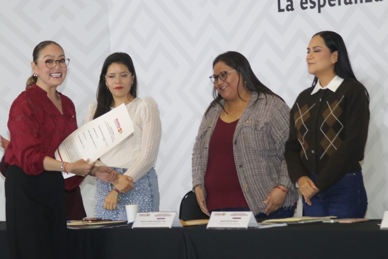 Verónica Díaz registra aspiración por Zacatecas respaldada por estructura de bienestar